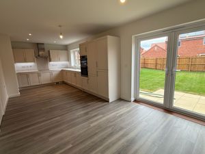 Kitchen/ Diner- click for photo gallery